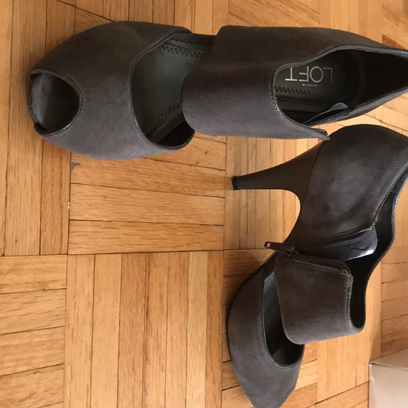 Loft Heels - Picture 1 of 3